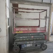 SKYJACK 3219 SCISSOR LIFT FOR RENT - Photo 5