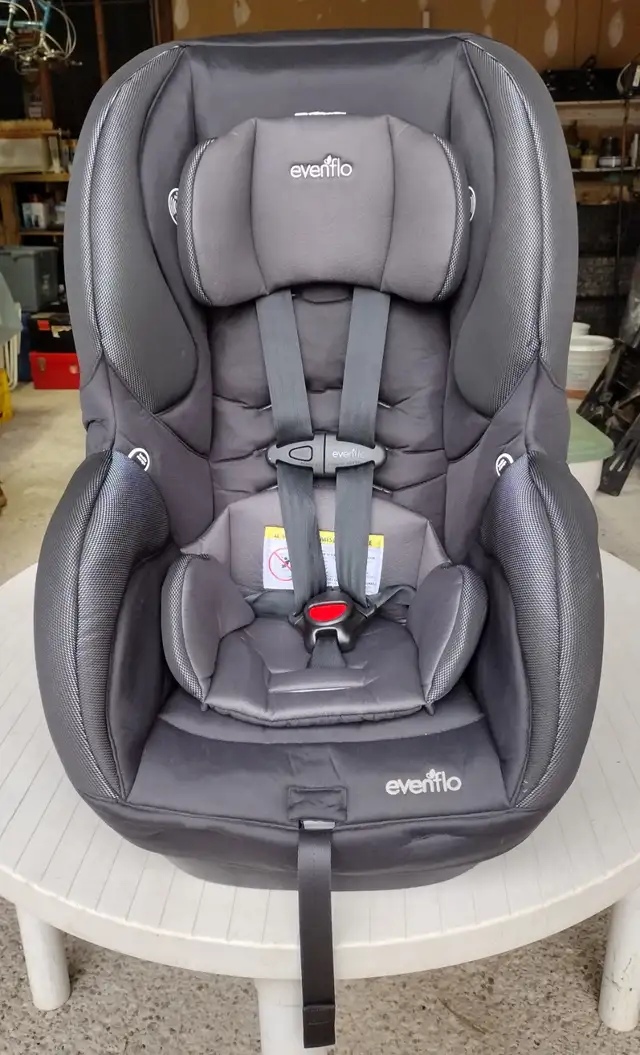 Evenflo Titan 65 Car Seat