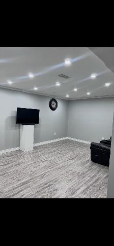 Basement for rent - Photo 4