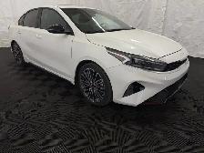 2023 Kia Forte GT LIMITED | HTD/CLD LEATHER | MOONROOF - Photo 2