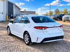 2021 Toyota Corolla LE - Photo 3