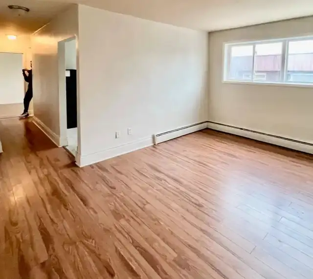 Bright 2 Bedroom Apartment for Rent in Brantford