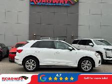 2025 Audi Q3 40 Leather | Blind-Spot Monitor | Heated Steerin... - Photo 4