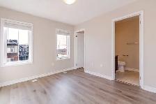 For Rent - 3 Beds 3 Bath - Photo 4