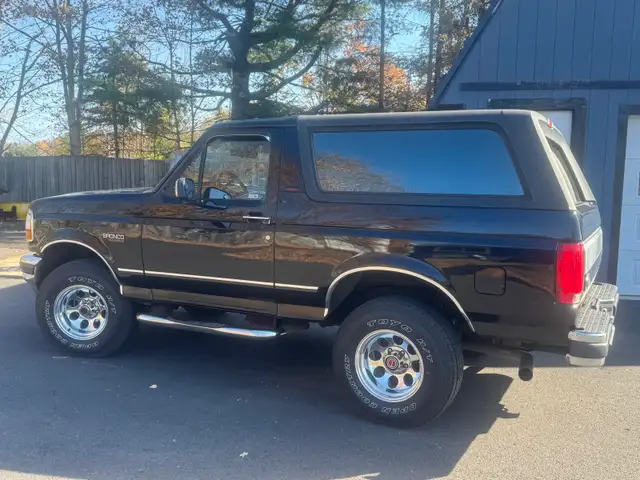 96. Ford Bronco.