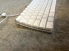 Apple Keyboard - Wired USB A1048 - Photo 2