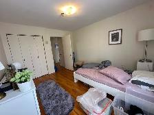 1 BEDROOM INCLUDES HEAT, HOT WATER, BALCONY - Photo 8