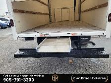 2018 GMC Savana G3500 | 177 In. | 16 Foot Box | Ramp - Photo 8
