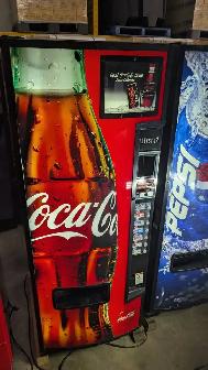 FINANCED Ai Vending Machines - Photo 2
