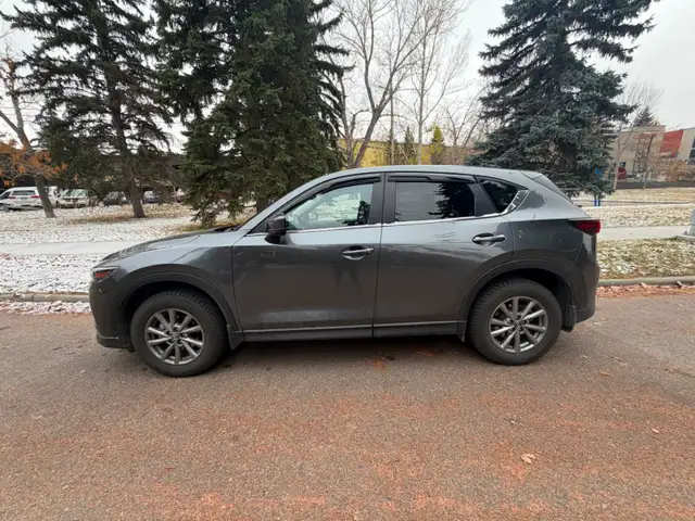 2024 Mazda cx5 select, AWD, 12,500KM