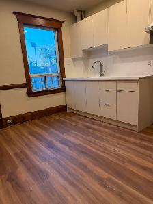 WESTON AND 401 ENTIRE HOUSE FOR RENT $3,000.00   UTILITIES - Photo 10