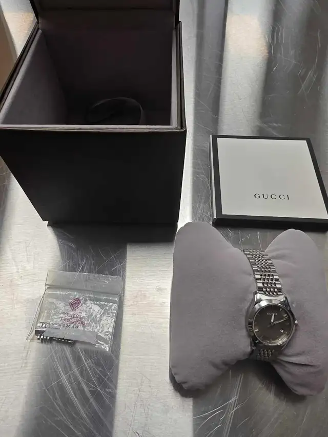 gucci lds watch