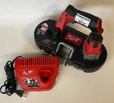 Milwaukee cordless band saw 242920 w/charger (27834574)