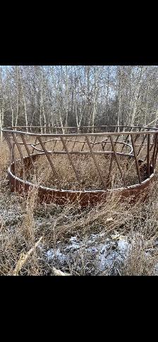 Cattle Bale Feeders - Photo 4