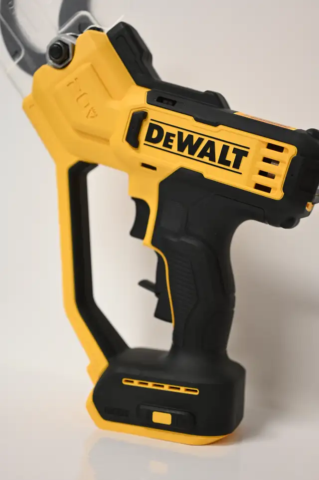 Dewalt Pruner Model DCWALT320B Cordless Tool Only Brand New