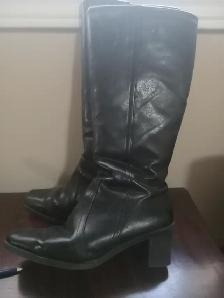 BOOTS- LADIES WINTER CLASSIC BOOTS