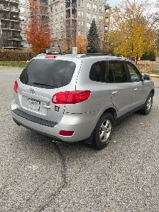 2009 Santa Fe as is 1700$ - Photo 2