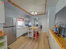 MEGAHOMES NEW LISTING - 622 BURROWS AVENUE - Photo 4