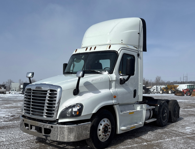 HIRING AZ DRIVERS FOR MONTREAL TRIPS IN CANADA CARTAGE