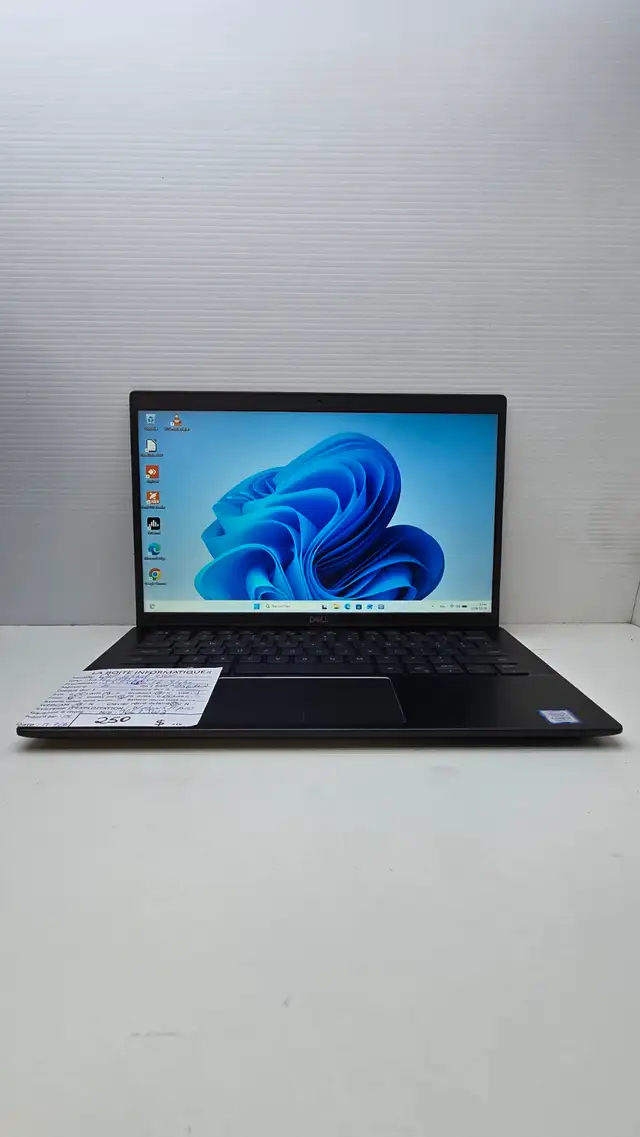 Dell Latitude 3301 i5 8Go 256Go SSD Windows 11 Pro 250$