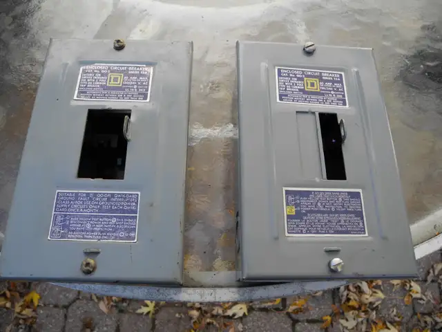 SMALL ELECTRIC PONY PANELS 4CIRCUIT MAX SQ D FPE CUTLER HAMMER