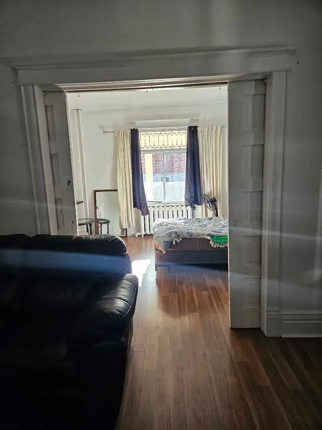 room for rent 600