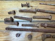Assorted Vintage Hardware Bolts & Fasteners ! - Photo 4