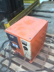 Ferro Five 24V Forklift Battery Charger - 155A - 575V - Photo 2