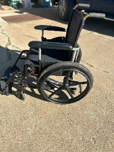 ONE GOOD CORE FOLDING WHEELCHAIR FOR SALEAS PICTURED W/ A JAYio - Photo 3