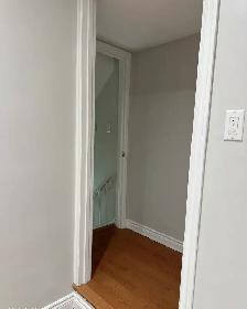 Basement apartment for rent - Photo 2