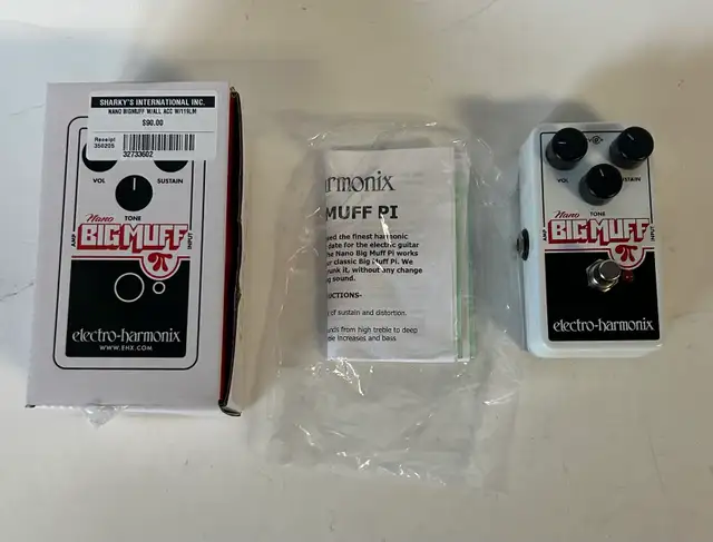 Nano Big Muff w/all accessories w/$119(32733602)