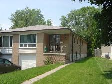 Main floor 3 bedroom apartment in North York