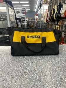 Dewalt DCD777 20V Drill - Photo 3
