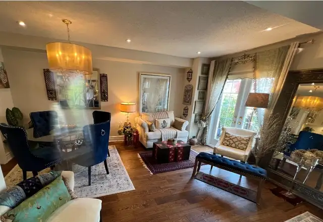 3 Bed 1 Bath 2 Parkings Furnished Town House For Rent $3000/-