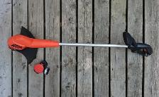 Black Decker ST7700 Electric Weed Eater (4.4A - 10,000 RPM)