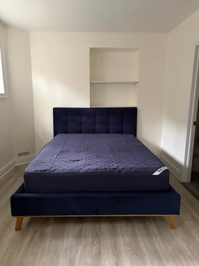 Bright Room for Rent — North York Centre | Private Bathroom