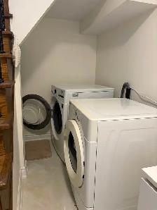 Bright Room for Rent — North York Centre | Private Bathroom - Photo 5