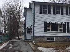 ROOM FOR RENT / SUBLET – KINGSTON (38 Woodstone Crescent, K7M 6K