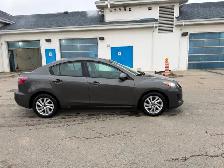 2013 Mazda 3 One Owner, Low km, Good service history, Leather se - Photo 5