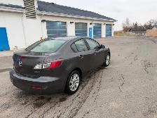 2013 Mazda 3 One Owner, Low km, Good service history, Leather se - Photo 6