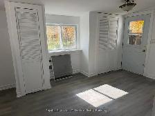 For Rent Newly Renovated 3 Bedroom-Ranch Style Bungalow - Photo 9