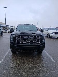 GMC Sierra 3500 Denali HD - Photo 2