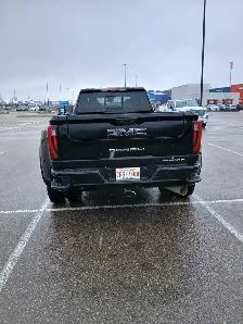 GMC Sierra 3500 Denali HD - Photo 4