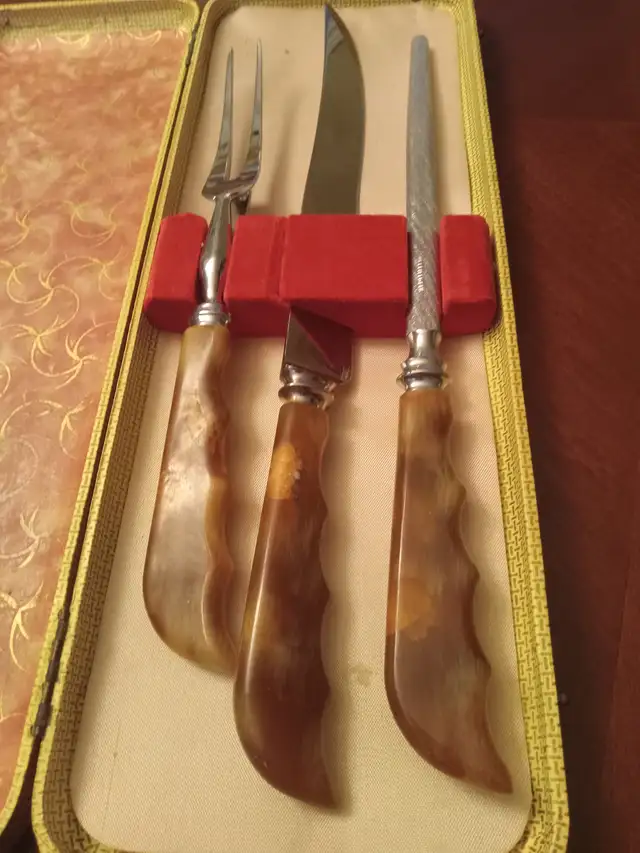 CARVING SETS - VINTAGE- BAKELITE