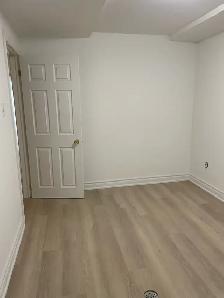 2 Bedroom Basement Apartment in Richmond Hill - Photo 6