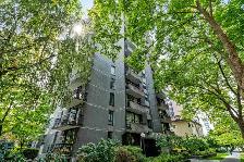 West End/Dec 1, Nice updated 1 Br Corner Unit/Parking/Beach - Photo 8