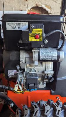 Souffleuse Ariens Platinum 24' Chauffe main - Quasi neuve - Photo 2