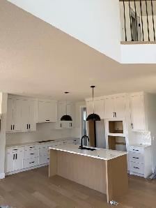 newly painted cabinets for sale - Photo 3