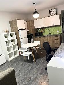 Grand 3 1/2 À LOUER À MONTRÉAL