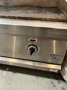 Vulcan 3 burner electric commercial grill - Photo 7